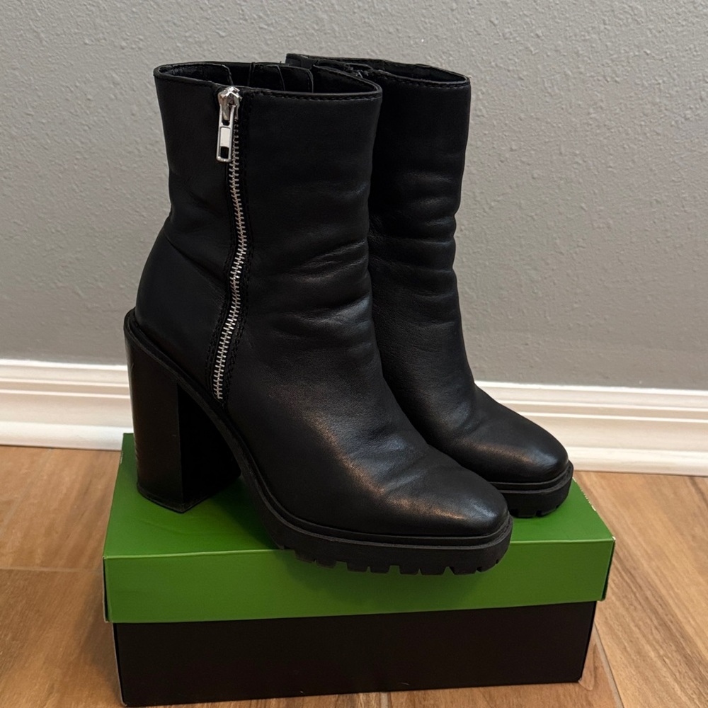 Chelsea & Violet Falla Black Ankle Boots